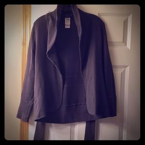 North Face women's wrap sweatshirt